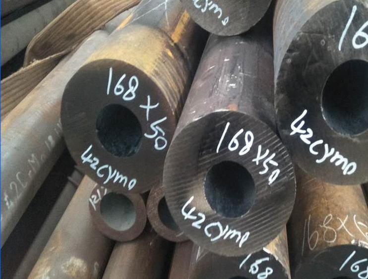 白玉42CrMo厚壁无缝钢管