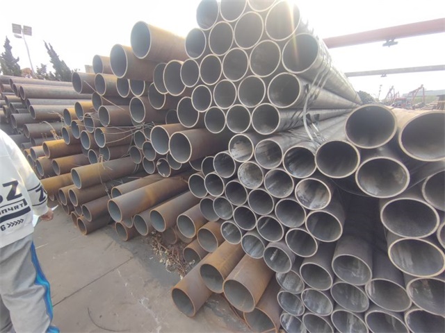 白玉20CrMo热轧无缝钢管